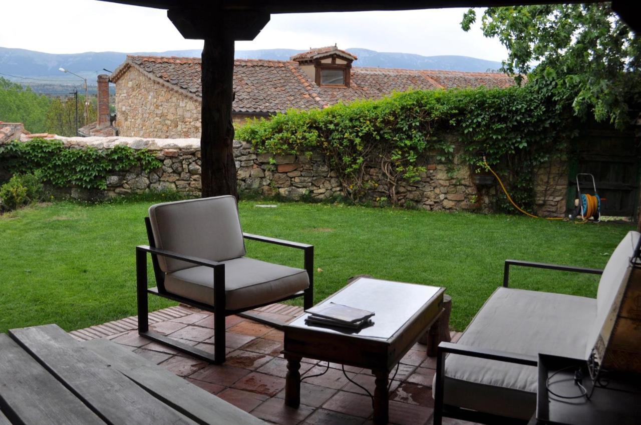 La Casa Del Herrero Requijada Exterior photo